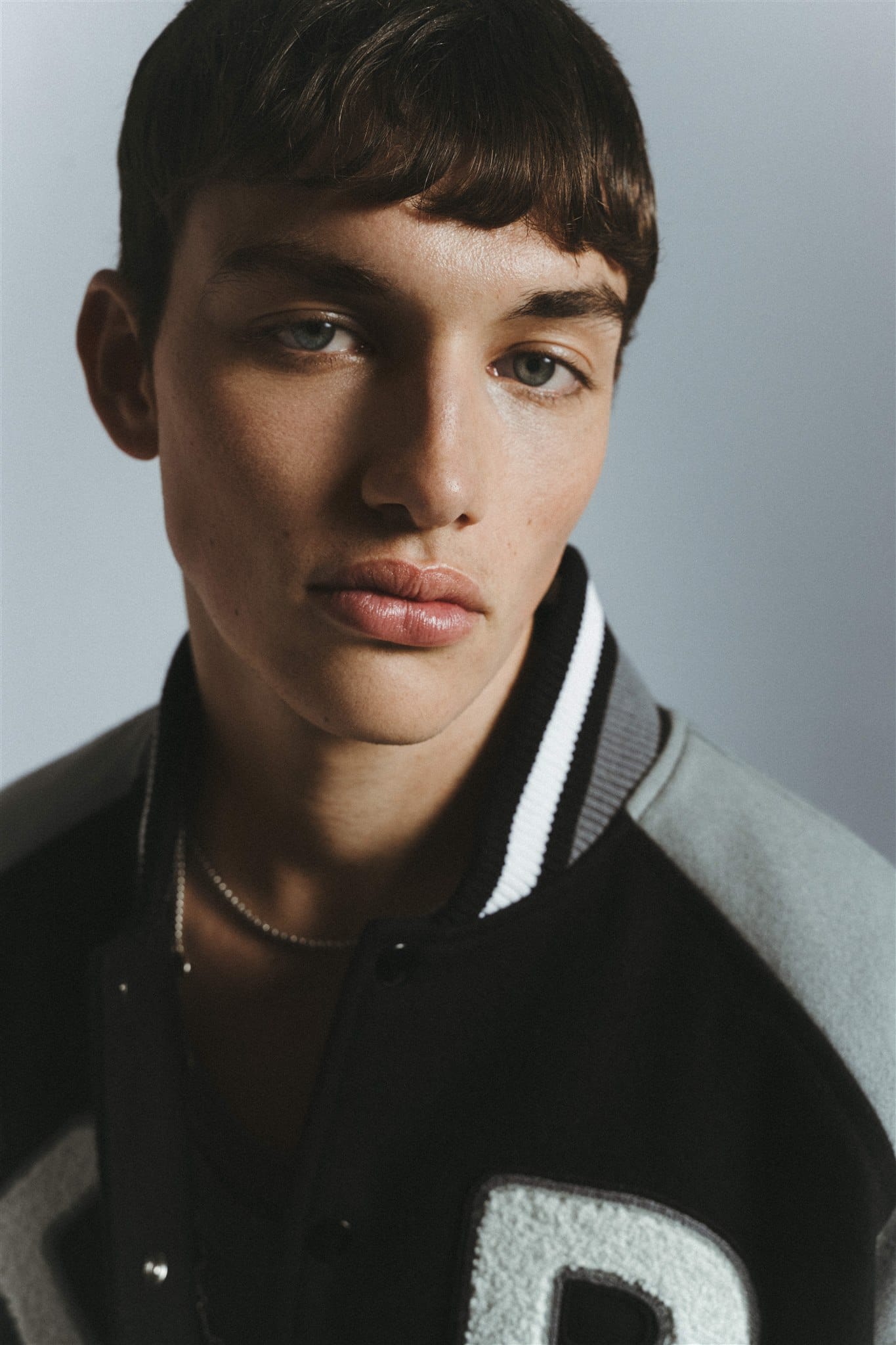 Kit Price – Numéro Netherlands